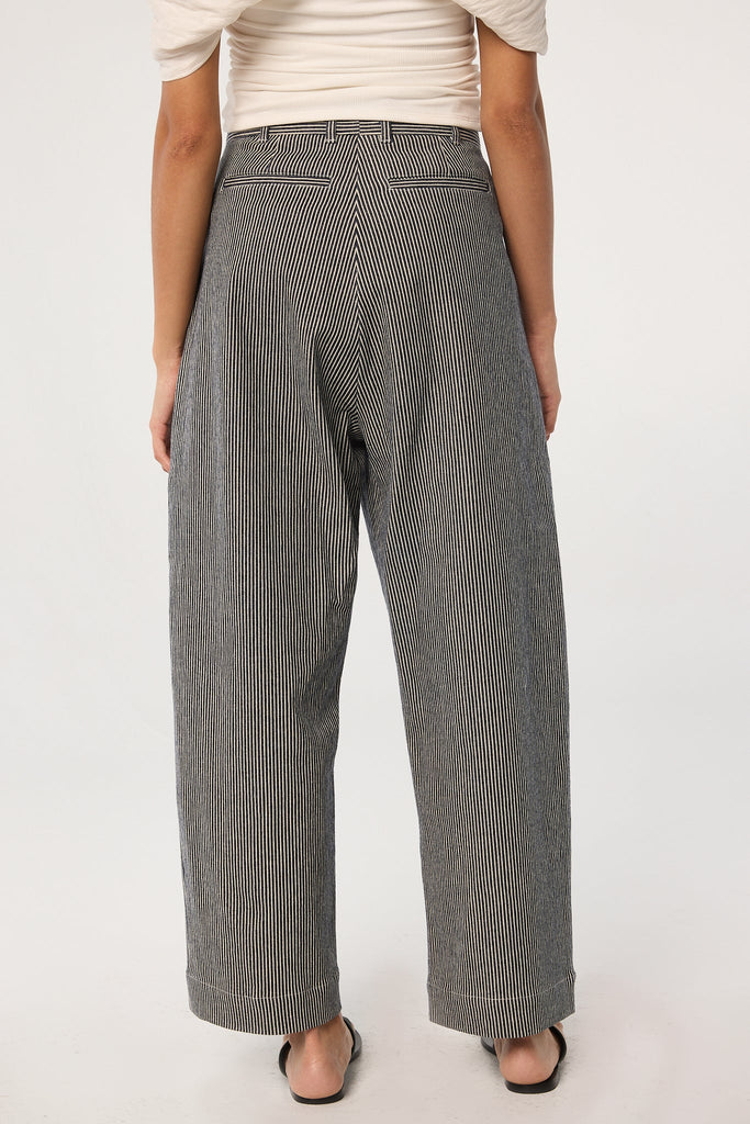 LEVIN TROUSER DENIM STRIPE - The Line by K
