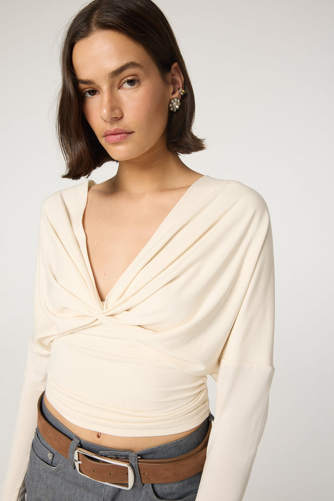 SELVIE TOP VANILLA - The Line by K