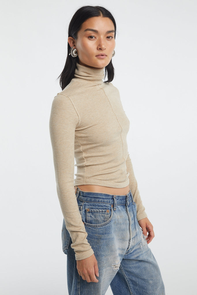 MADS TURTLENECK TOP BEIGE MELANGE - The Line by K