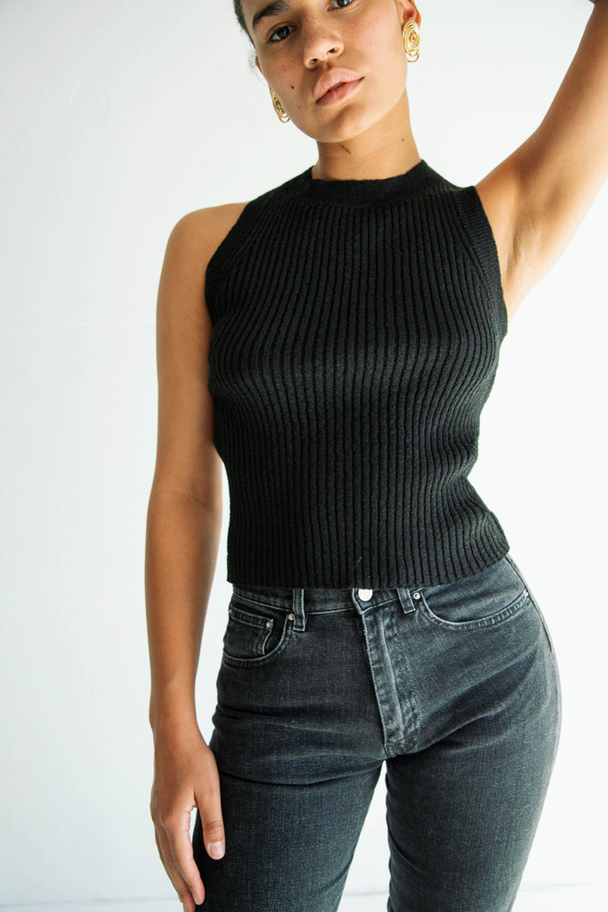 NINA TOP BLACK - The Line by K